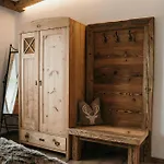 Wohlfuehlzeit Naturdesign Chalet's Alpehytte *