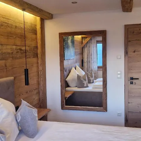 シャレー Auszeit - Wohlfuehlzeit Naturdesign Chalet's